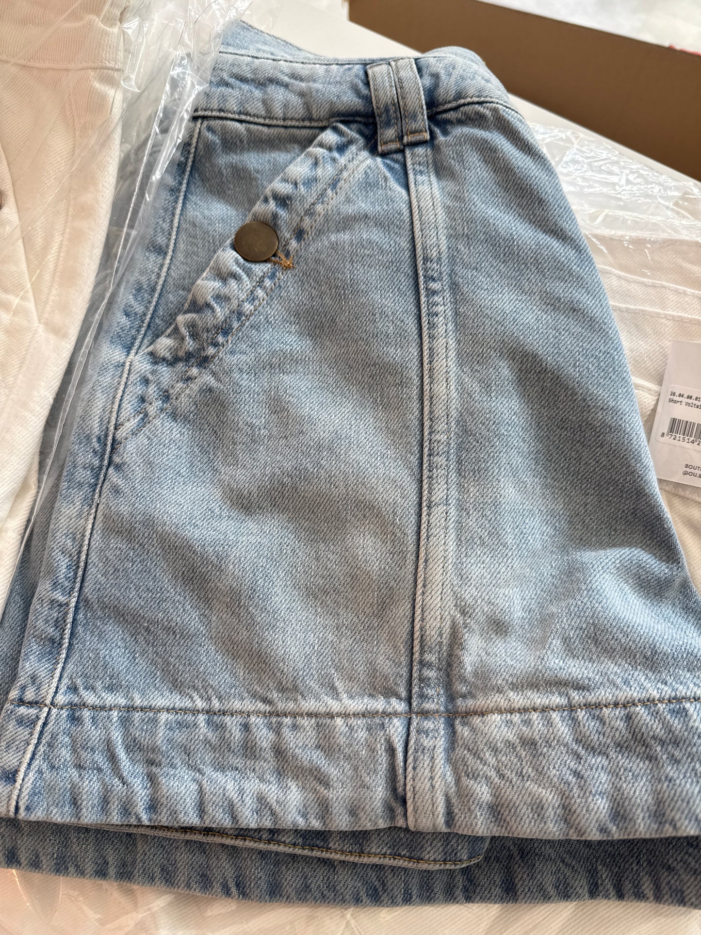 Short Voltaire