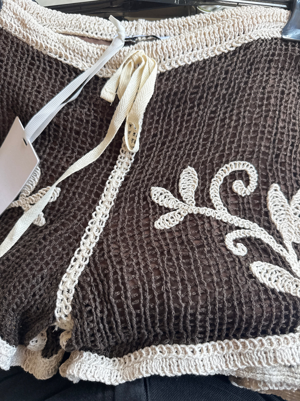 Shorts bicolor fiore crochet moro