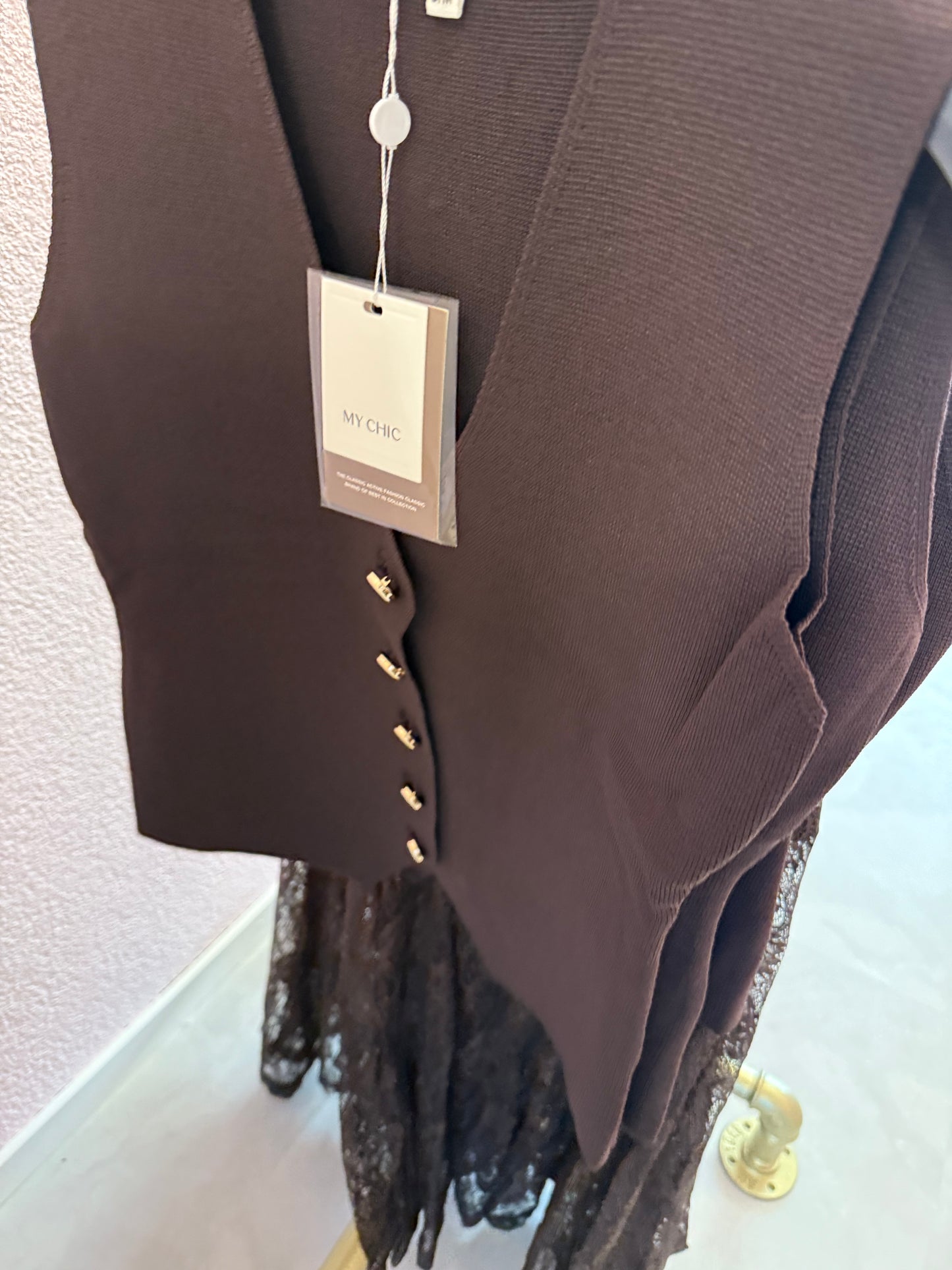 Gilet mit 5 Knöpfe gold